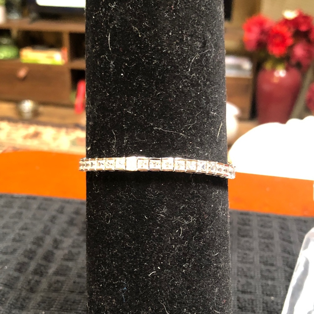 Elegant Silver Crystal Bracelet